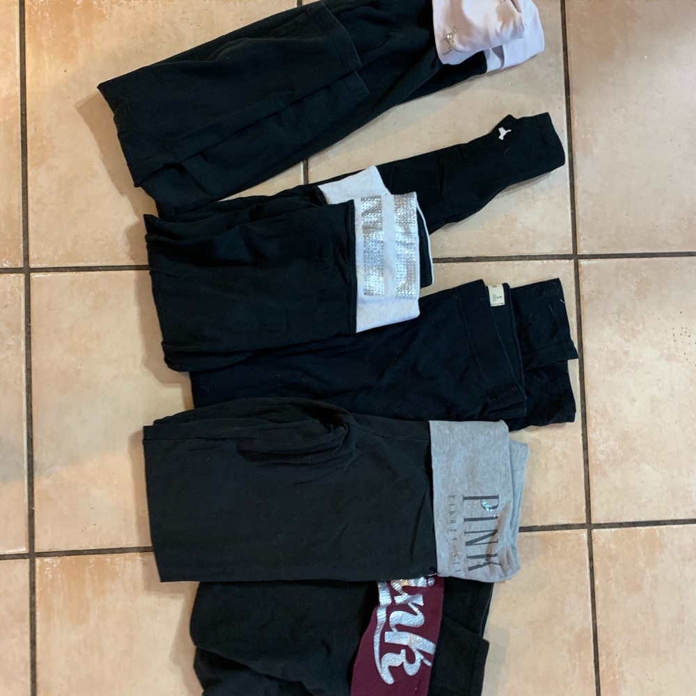 Victoria secret and hollister leggings 10$ each